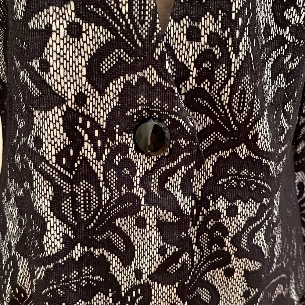 Jacket - Picture 4 of 4